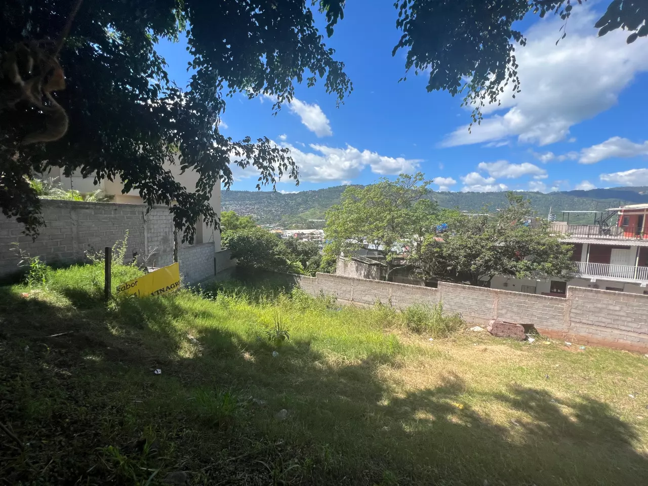 Terrenos para inversion ubicados en tegucigalpa con vista en la residencial las cumbres
